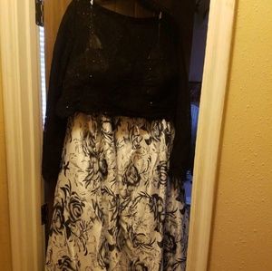 2 piece plus size prom dress